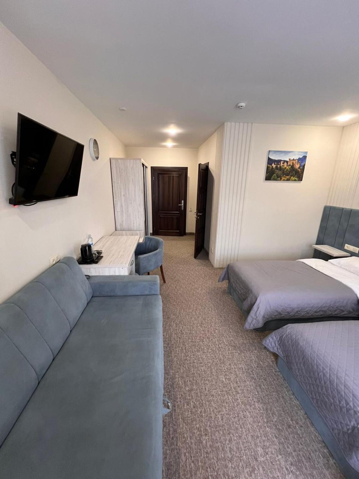 Гетьман Готель & Spa Chortkiv Extérieur photo