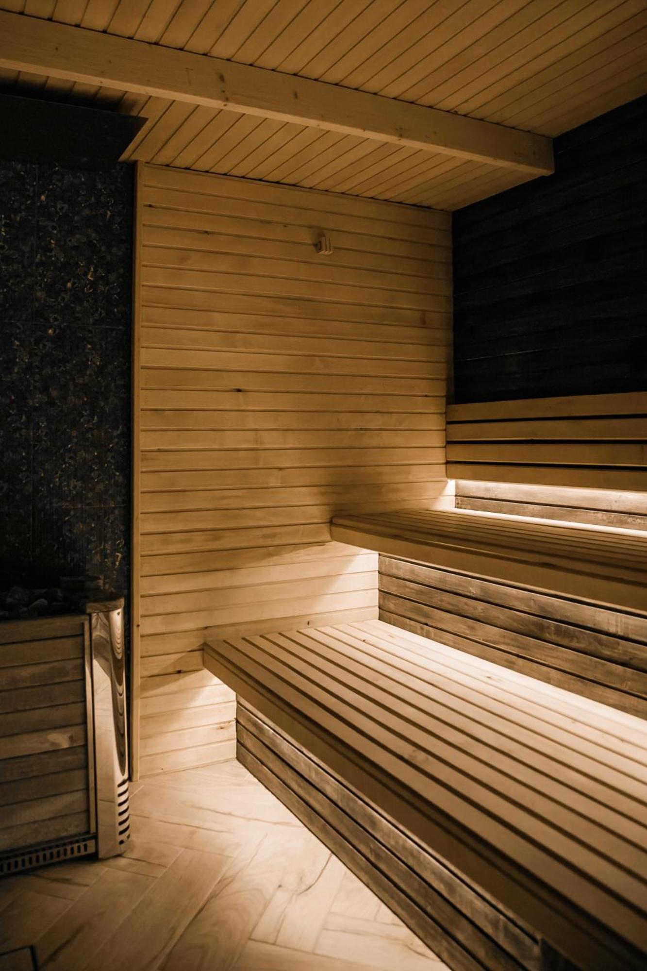 Гетьман Готель & Spa Chortkiv Extérieur photo