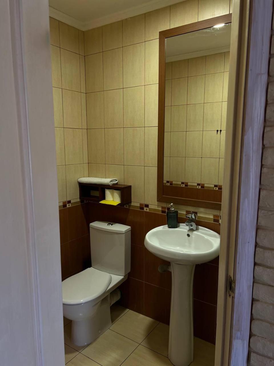 Гетьман Готель & Spa Chortkiv Extérieur photo